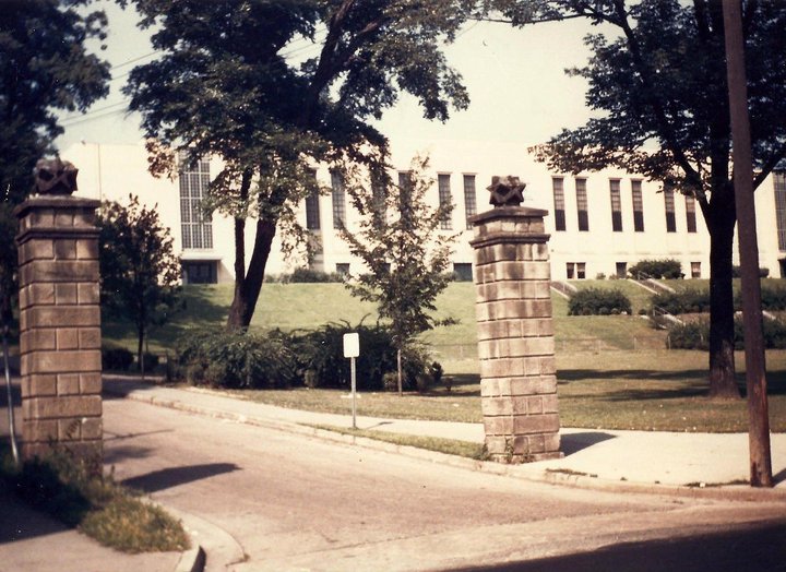 Park Ave Pillars